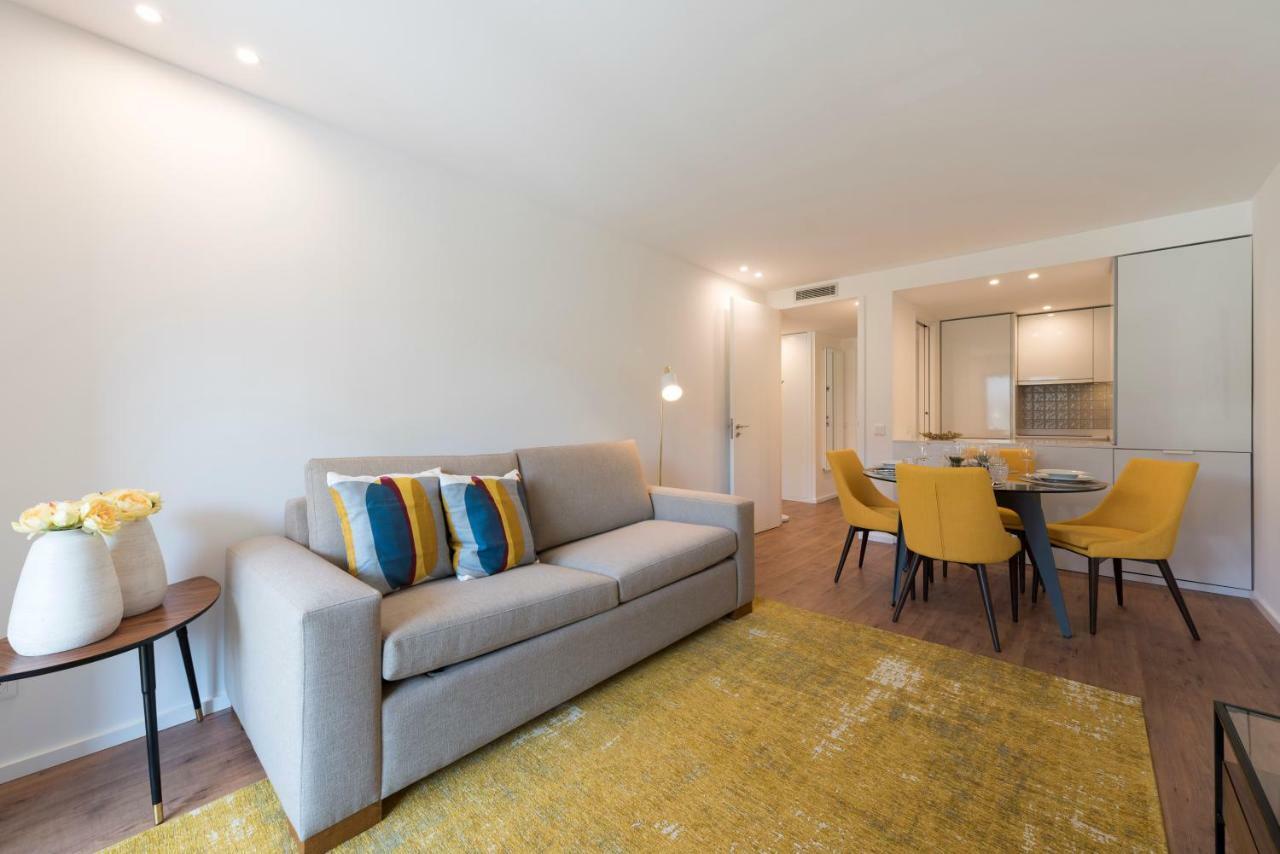 Lovelystay - Downtown Balcony Apartment With Free Parking Porto Zewnętrze zdjęcie