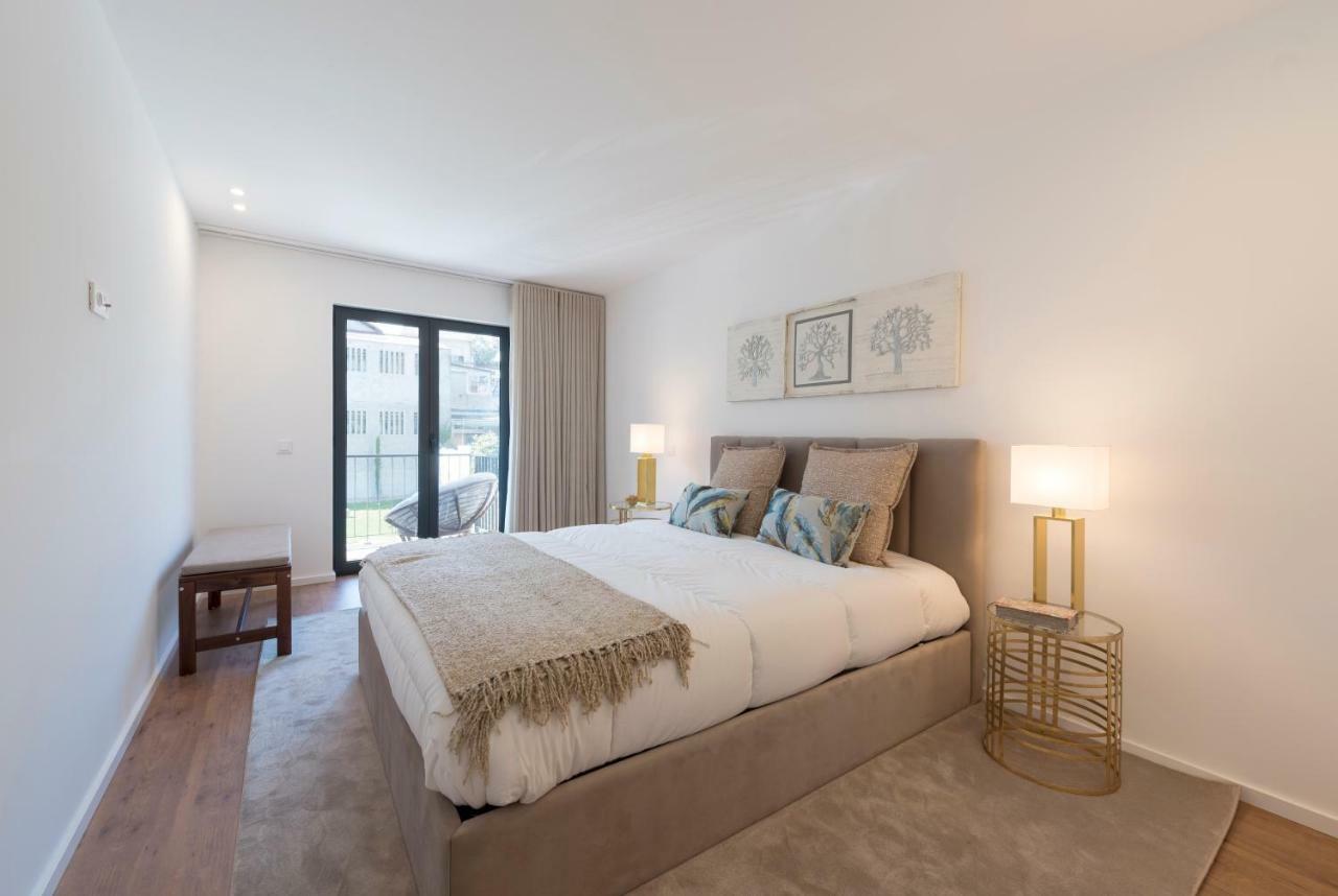 Lovelystay - Downtown Balcony Apartment With Free Parking Porto Zewnętrze zdjęcie
