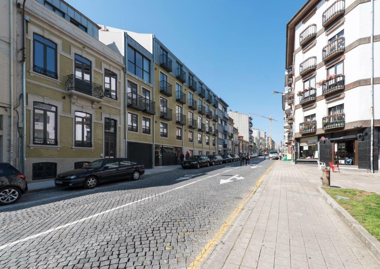 Lovelystay - Downtown Balcony Apartment With Free Parking Porto Zewnętrze zdjęcie