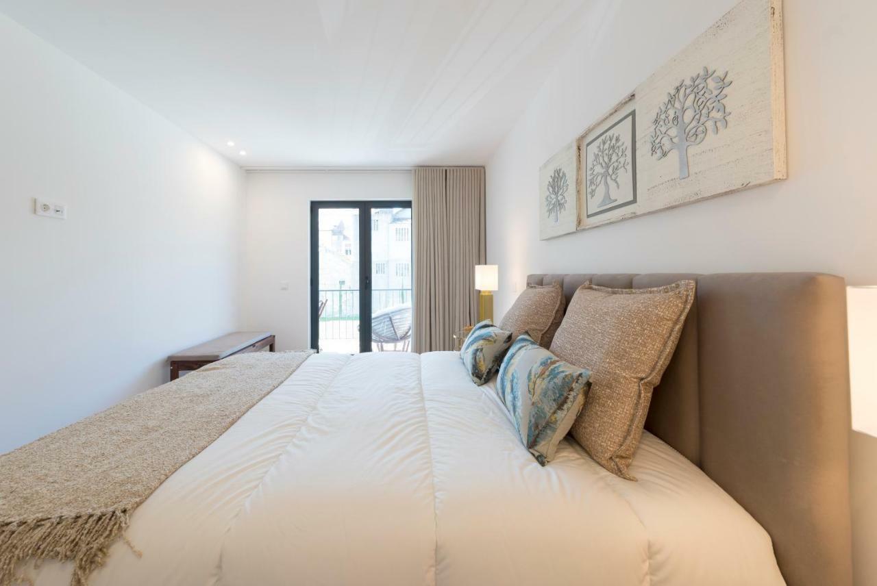 Lovelystay - Downtown Balcony Apartment With Free Parking Porto Zewnętrze zdjęcie