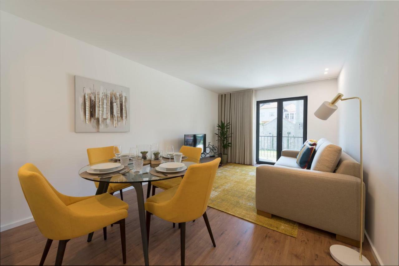 Lovelystay - Downtown Balcony Apartment With Free Parking Porto Zewnętrze zdjęcie